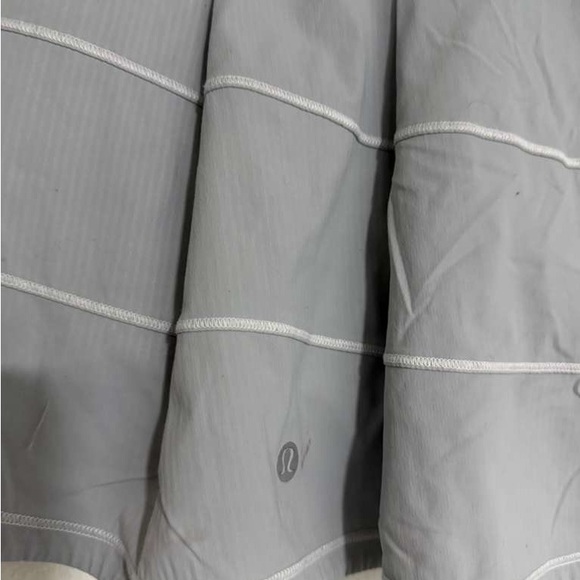 Lululemon Athletica White Textured Fabric - Picture 3 of 6